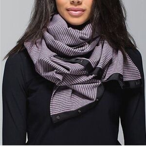Lululemon Vinyasa Scarf in Mauve Gray Stripe